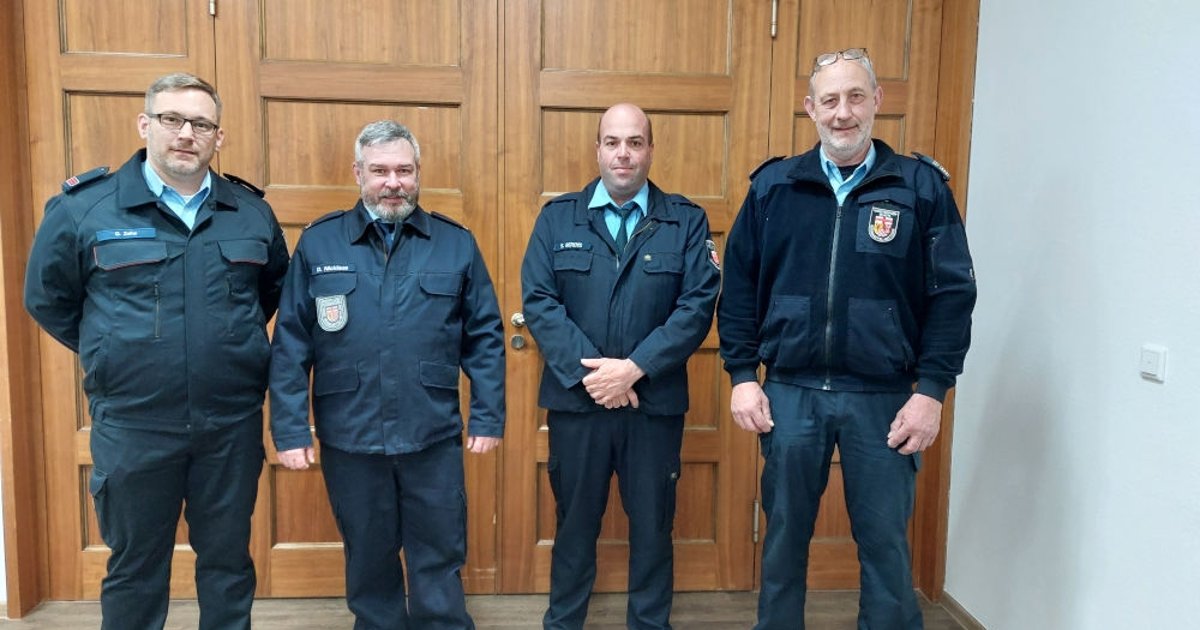 Neuer Kreisausbilder für die Feuerwehren im Landkreis Kreisverwaltung