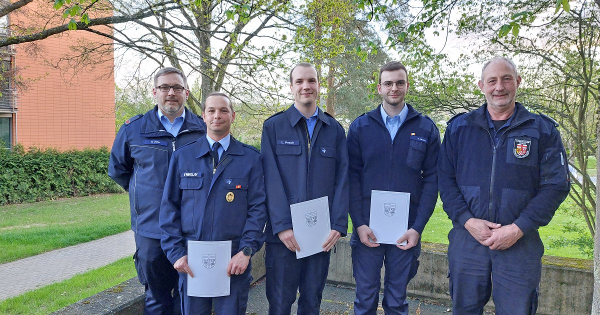Neue Kreisausbilder für die Feuerwehren im Landkreis Bernkastel